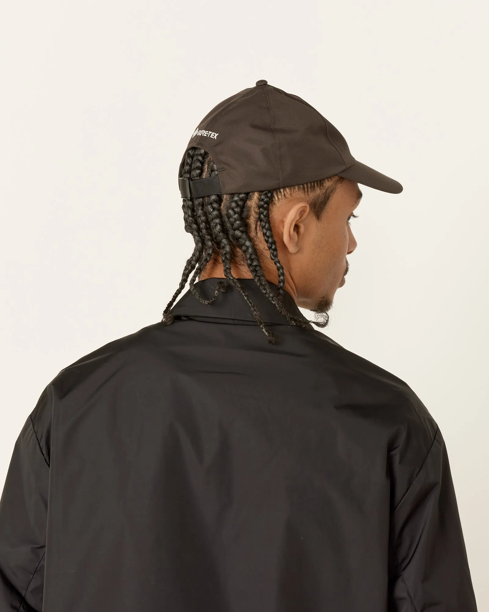 2L GORE-TEX Cap in Charcoal