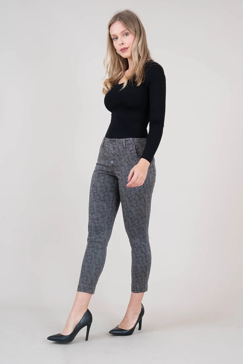 Aiden Exposed Button Pant