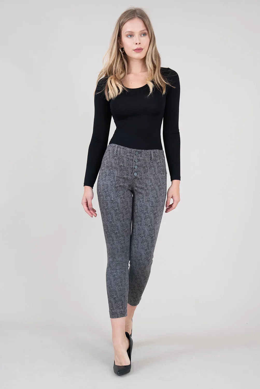 Aiden Exposed Button Pant