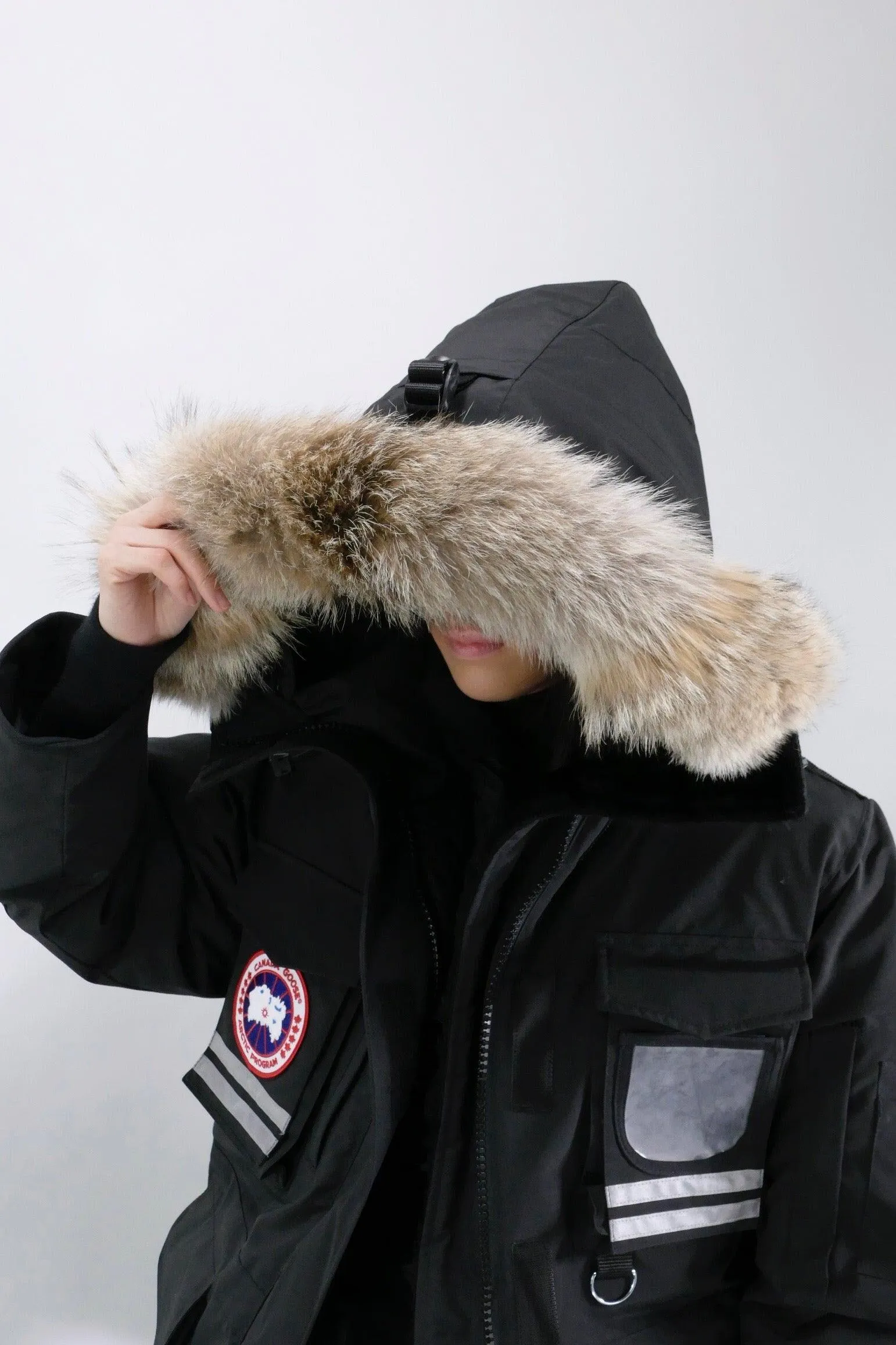 Canada Goose Womens Down *Parka Snow Mantra  - Black