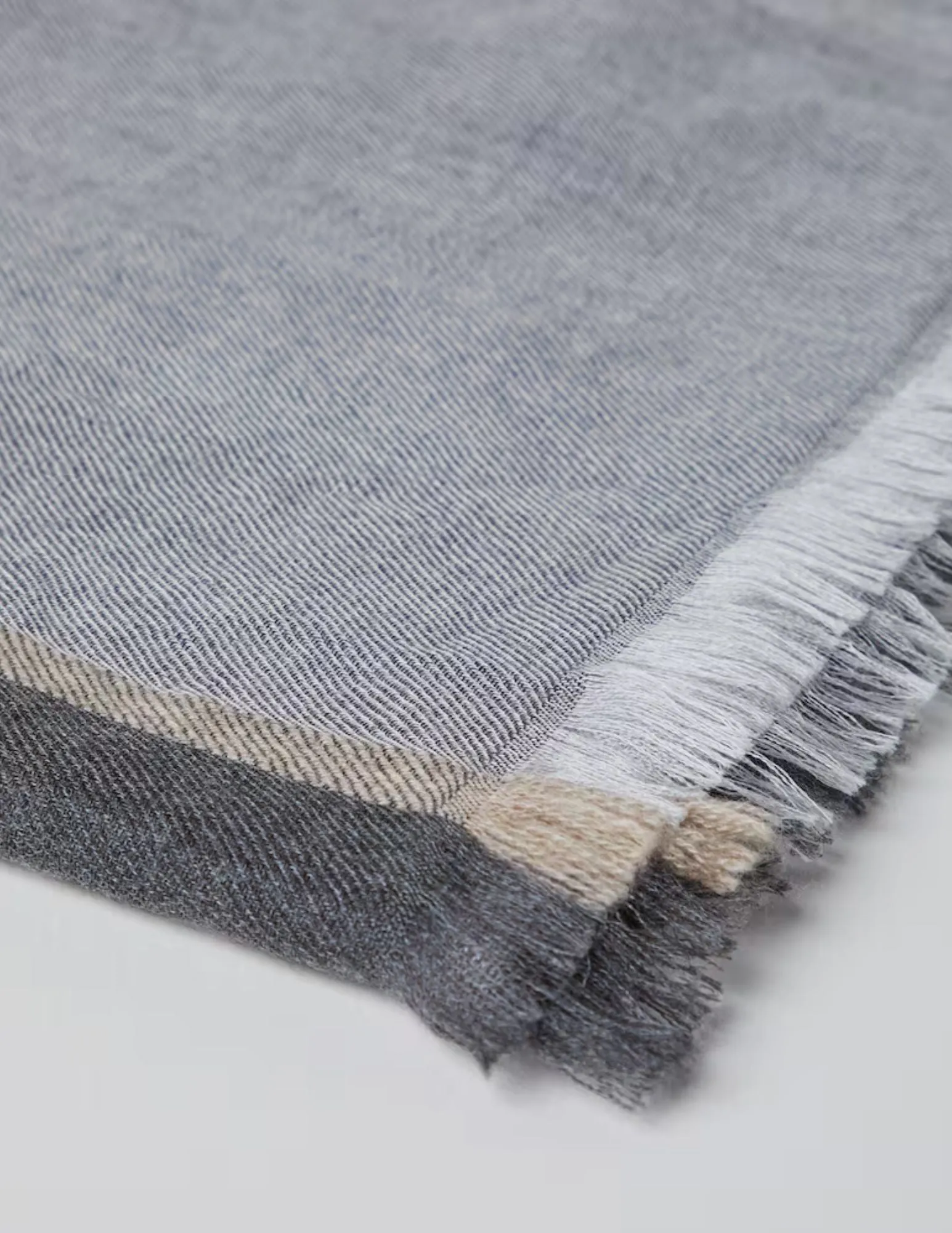 Cashmere and Silk Color Block Scarf | Light Grey