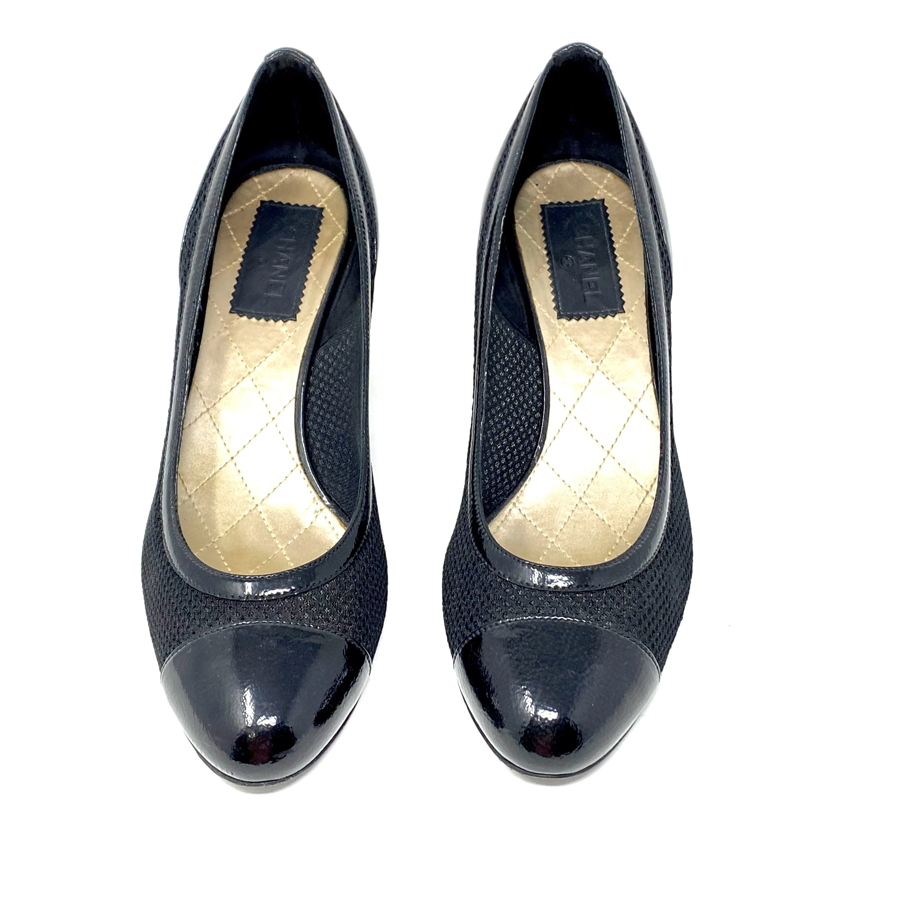 CHANEL Black Patent Leather Mesh Round Toe CC Pump Size 42