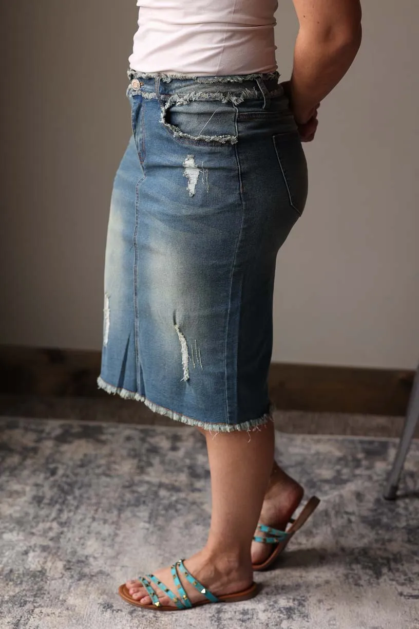 Distressed Fray Edge Hem Stretch Denim Skirt