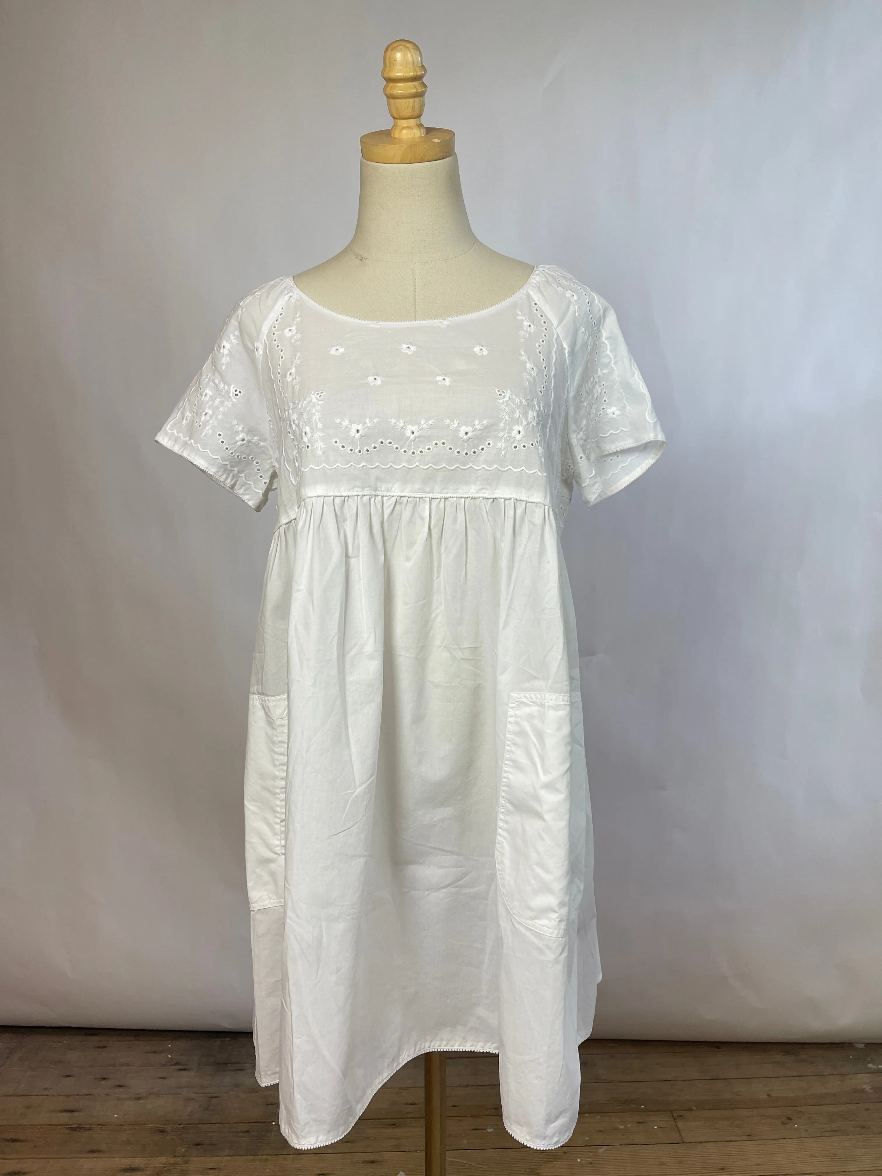 Dolce & Gabbana White Eyelet Frock (L)