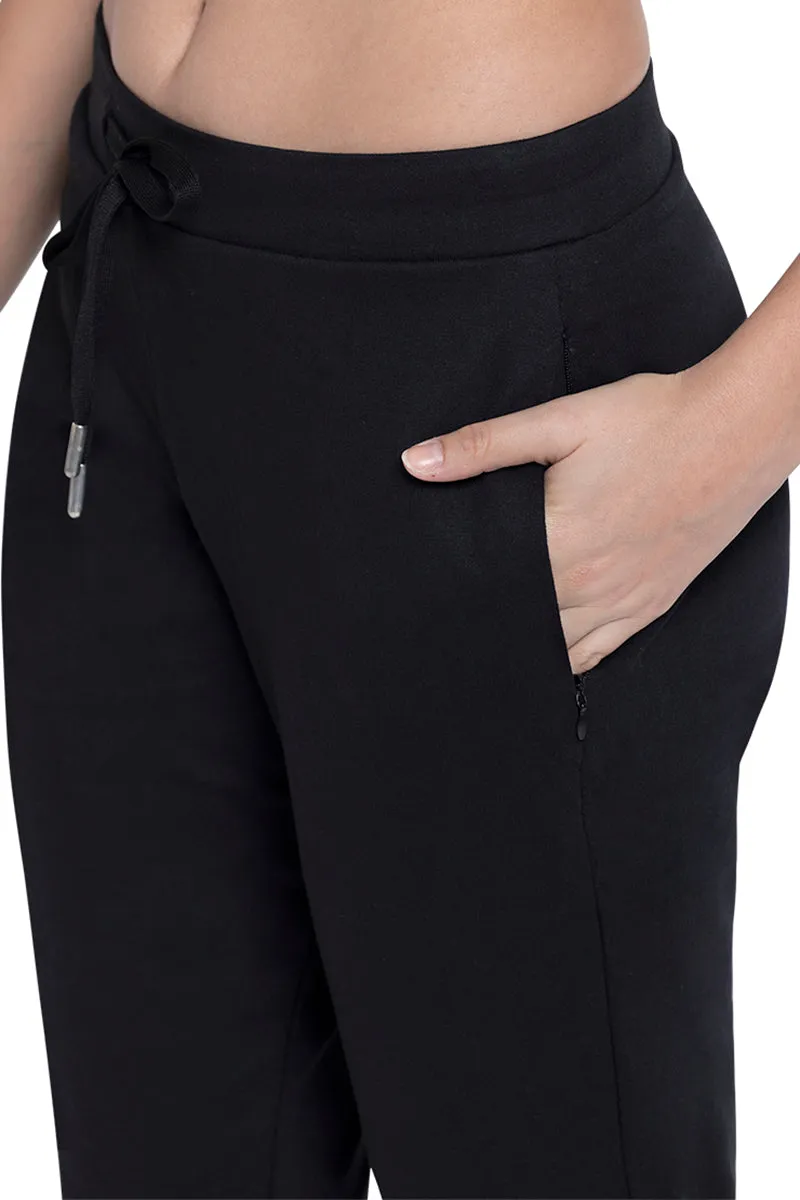 Essential Joggers - Black