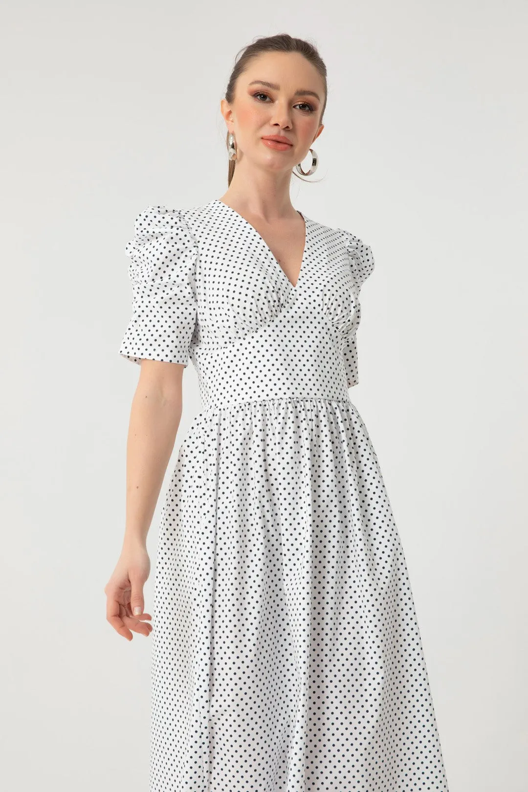 Female Polka Dot Patterned Midi Dress