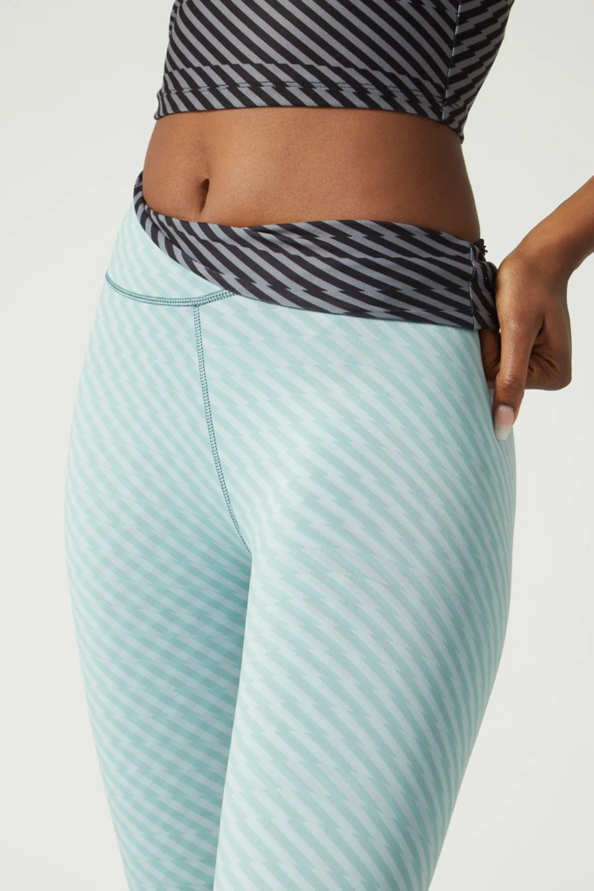 High Waist Reversible Legging Zig Zag