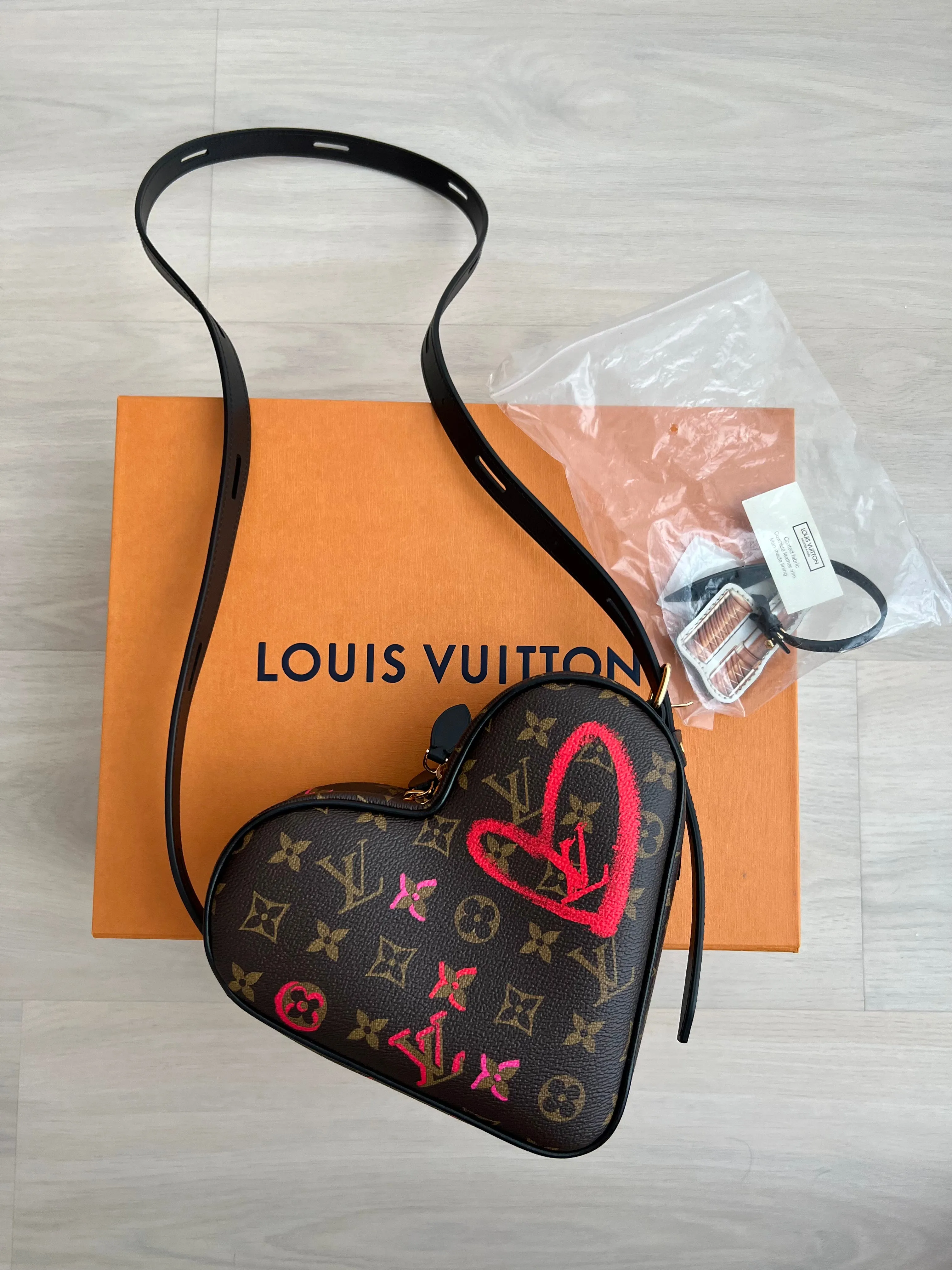 Louis Vuitton Fall In Love Sac de Couer Bag