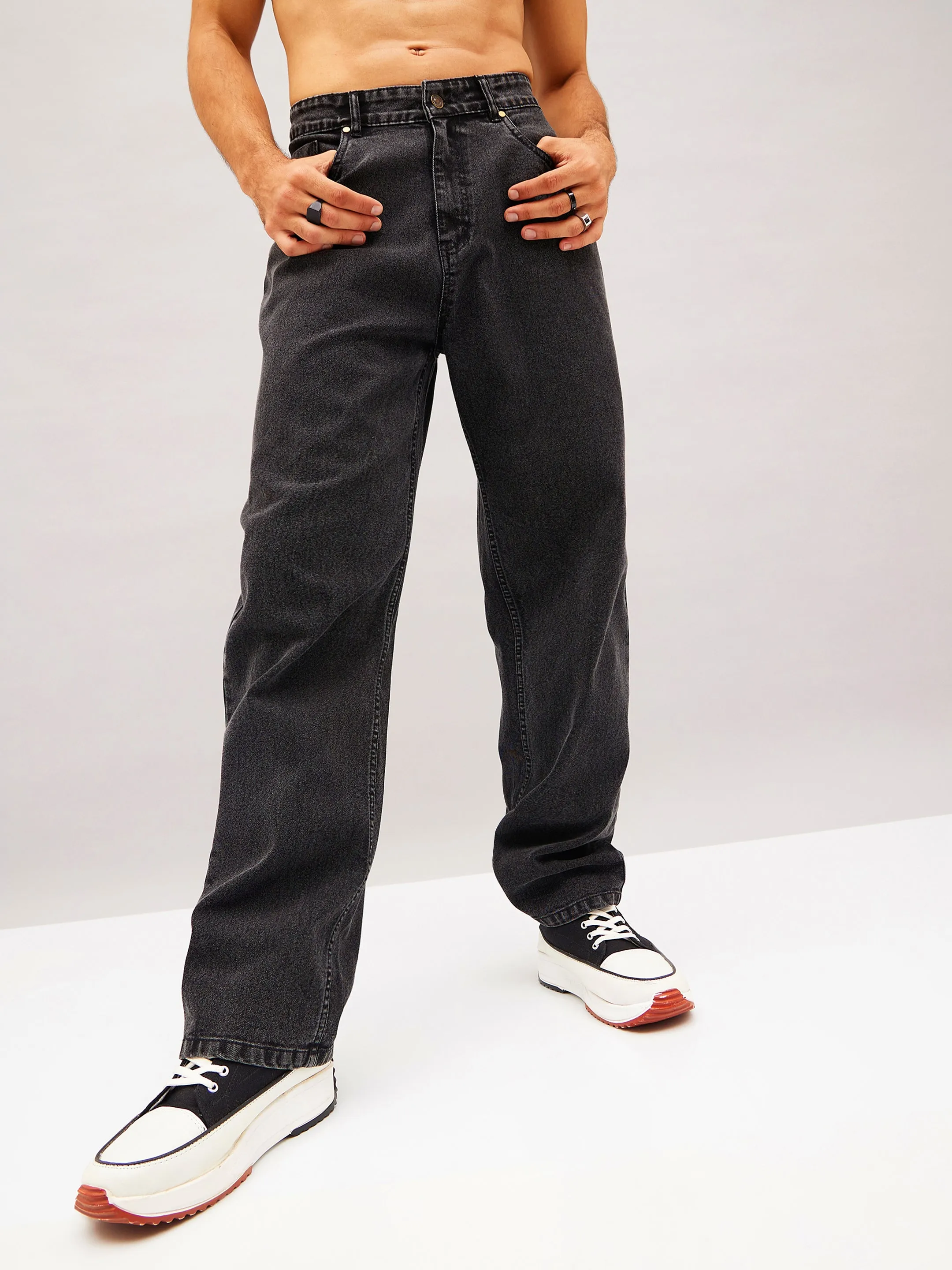 Men Black Washed Basic Relax Fit Jeans