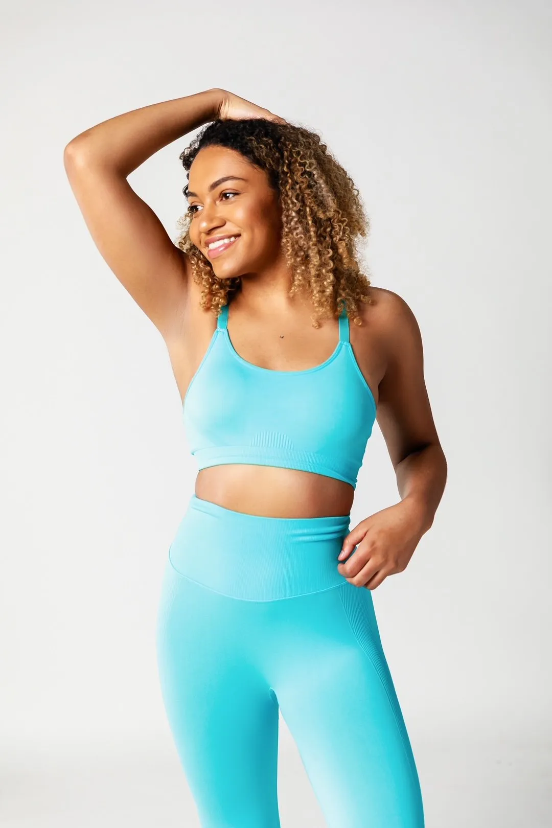 Seamless Cross Back Support Sports Bra - Miami Blue