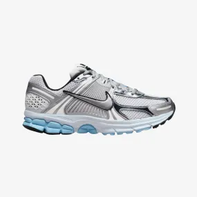 womens nike zoom vomero 5 (white/metallic silver)